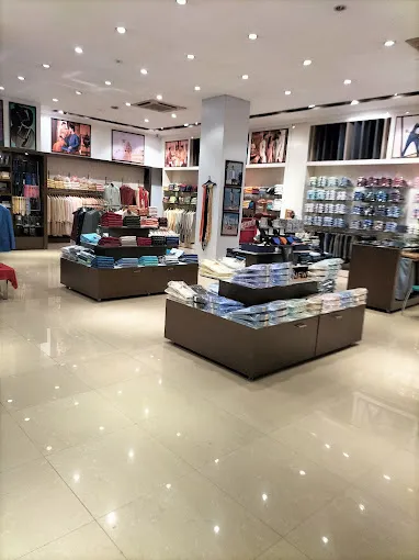The Raymond shop